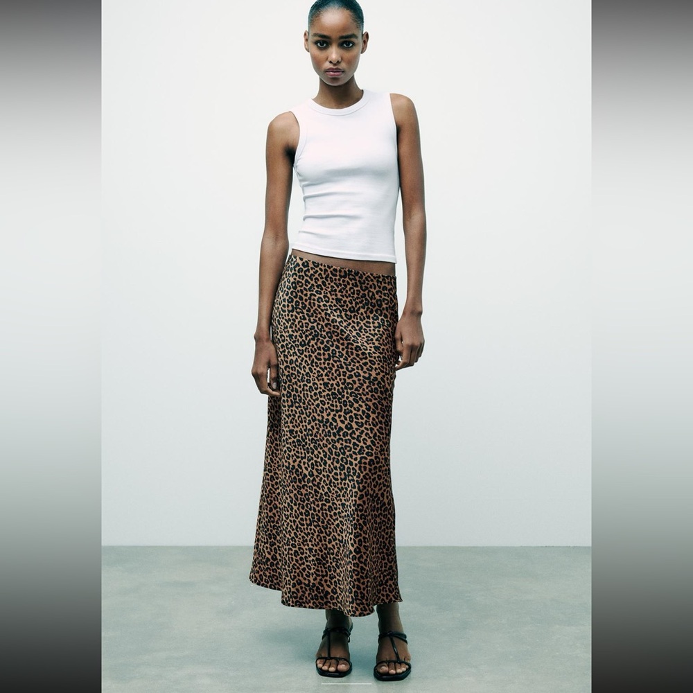 NWT ZARA Cheetah Print Silk Skirt (never worn)